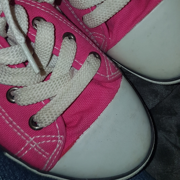 H&M Pink High Top Sneakers - Picture 2 of 8